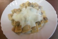 Ravioly-stracatela-300x225